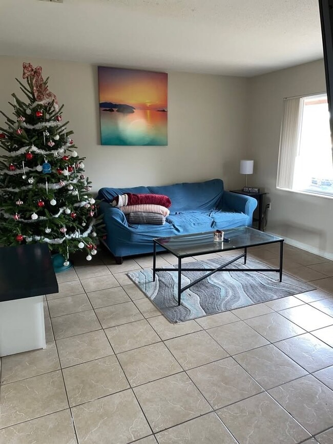 Photo - 63 Friendly Ln