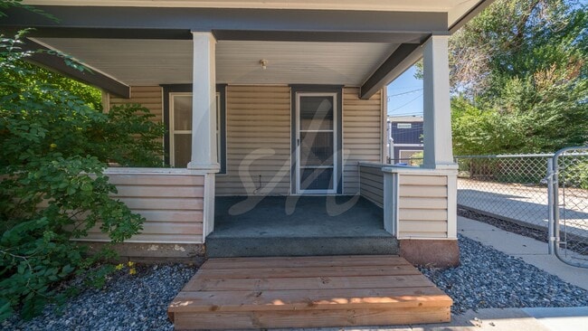 Photo - 1215 W Colorado Ave