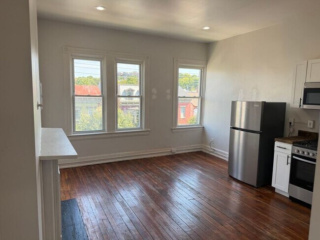 Photo - 920 Washington Ave Unit # 8