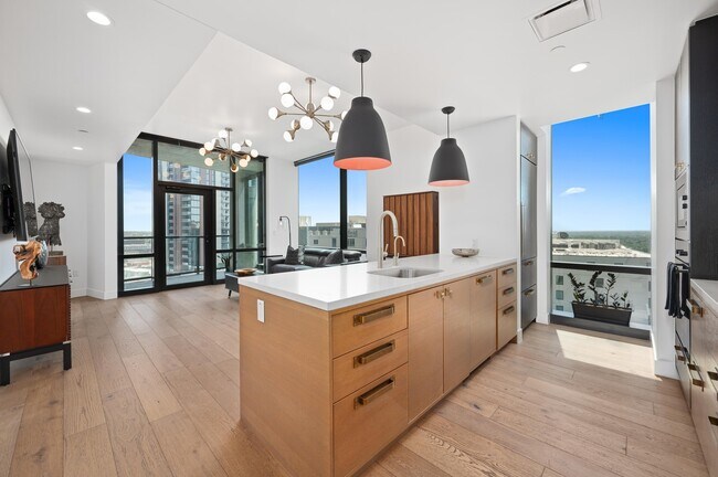 Building Photo - 70 Rainey St Unit 1509 Rental