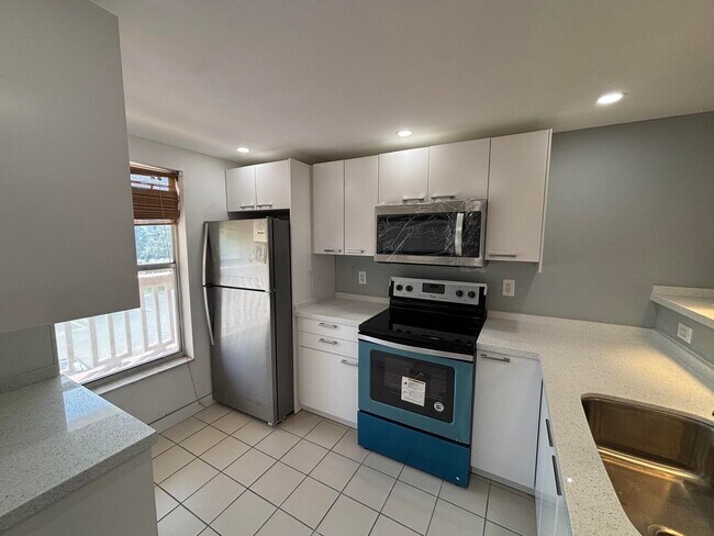 Photo - 6051 NW 61st Ave Unidad 103