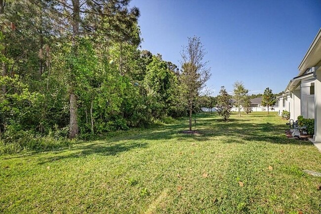 Photo - 61 Mellowood Ln