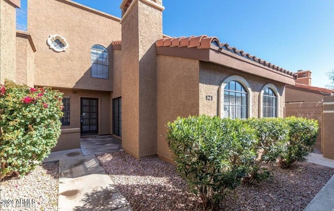 Photo - 6945 E Cochise Rd Townhome