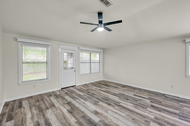 Photo - 28715 Fox Lynn Dr