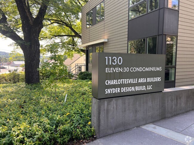 Building Photo - 1130 E High St Unit E Rental
