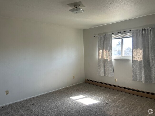 Building Photo - 4407 Parkview Dr Unit 4407 Parkview #1 Rental