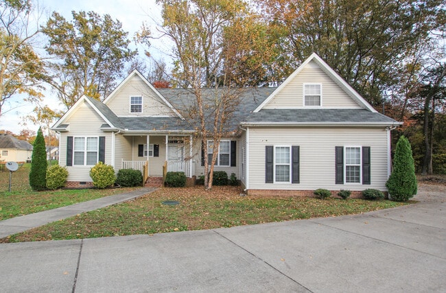 Building Photo - Main level living in Murfreesboro! Rental