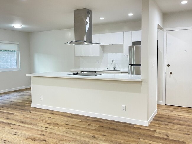 Building Photo - 1835 CAMDEN AVE. LP Rental