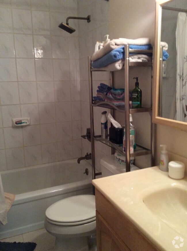 PetFriendly Condos for Rent in Lawrence Township Mercer NJ 198