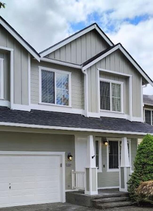 Building Photo - ****GATED AREA, 4 BDR w/LOFT****