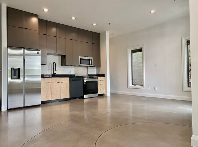 Photo - 1500 4th Ave N Condo Unit 202