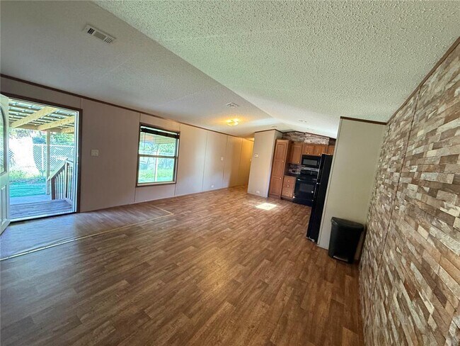 Photo - 1414 Eva Ave