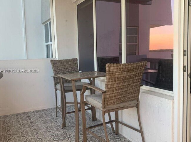 Photo - 3111 N Ocean Dr Unit 811