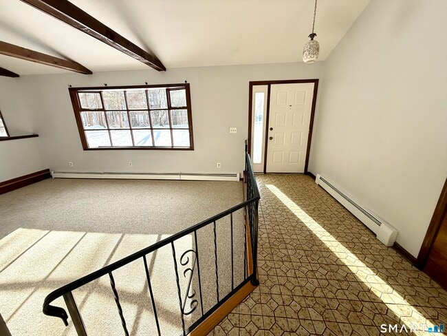 Photo - 27 White Oak Rd