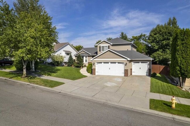 Photo - 806 N Knudson St