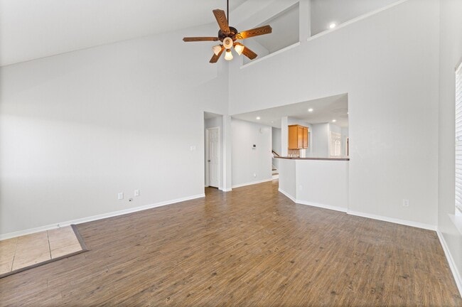 Photo - 14723 Boldere Ln