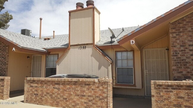 Building Photo - 1388 Trudy Elaine Dr Unit C Rental