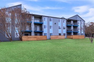 Studio Apartments Near The University Of Texas At San Antonio The Keller