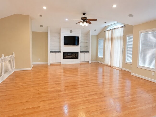 Photo - 109 W Tateway Rd