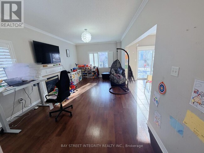 Photo - 78 Glendower Crescent