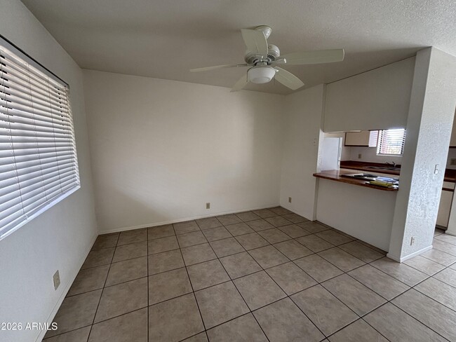 Photo - 840 S Main St Unidad 26