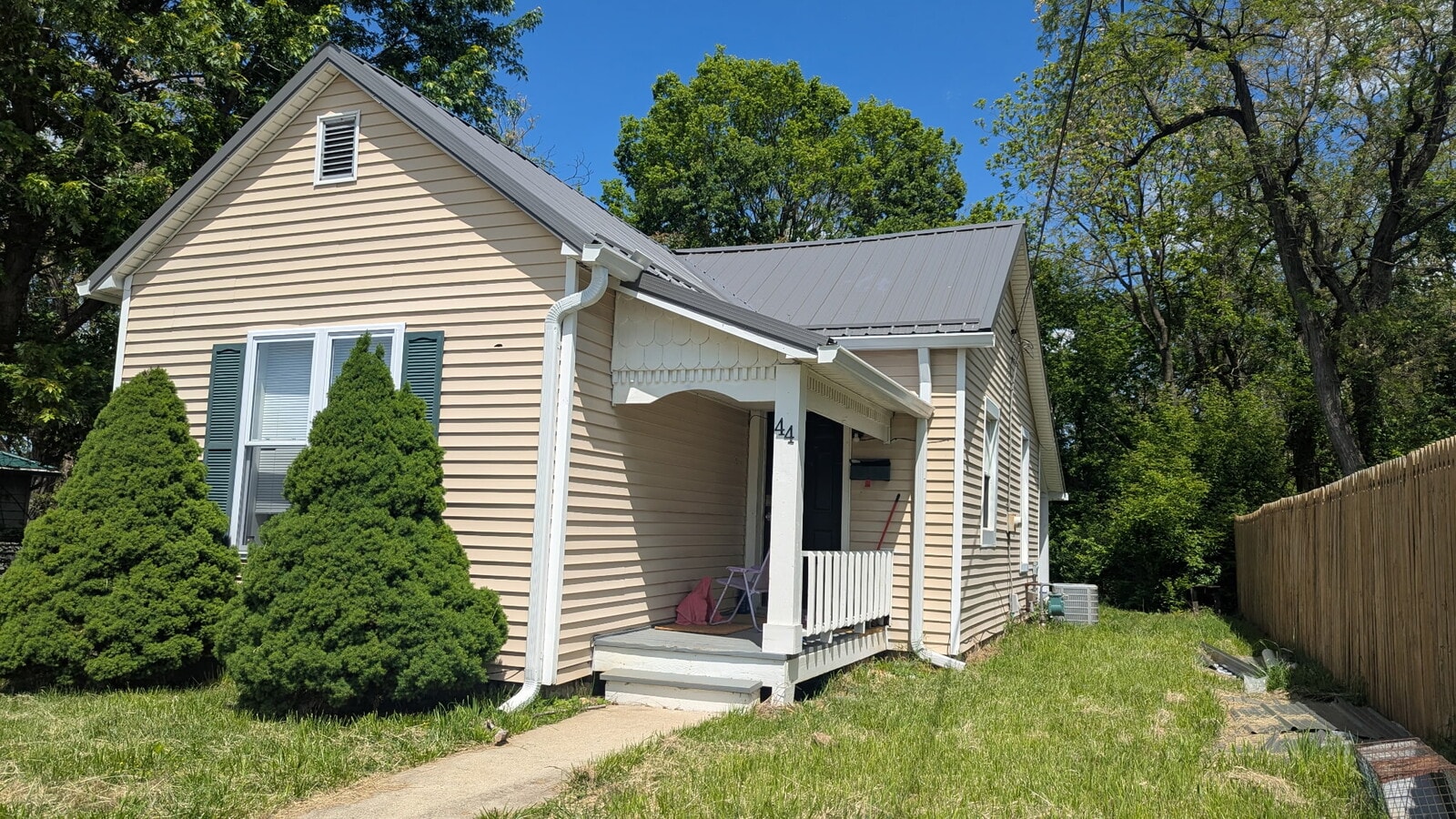 Photo - 44 N 13th St