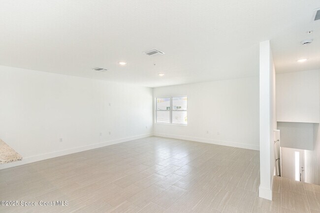 Photo - 1605 Par St NE Unit 3201