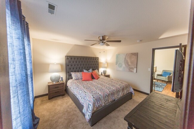 Kitty Hawk Apartments
