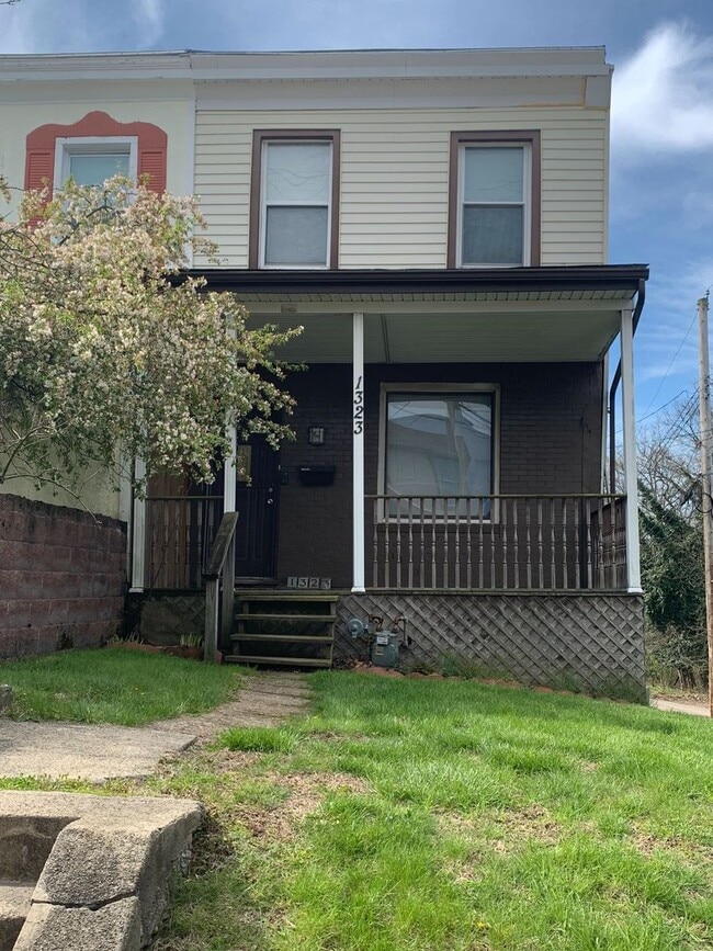 Photo - 1323 Virginia Ave