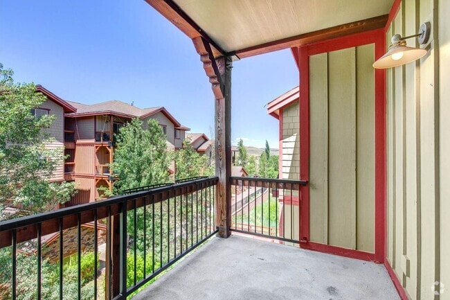 Building Photo - Unfurnished Condo Retreat with Modern Comf...