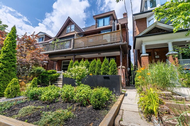 Photo - 120 Glenlake Ave