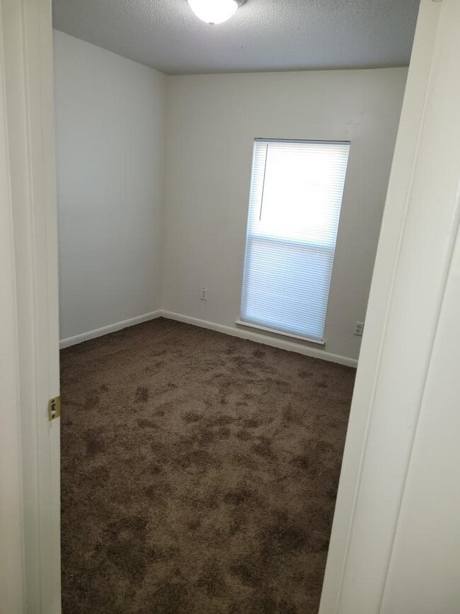 Photo - Village Creek-INCOME BASED-WAITLIST ONLY