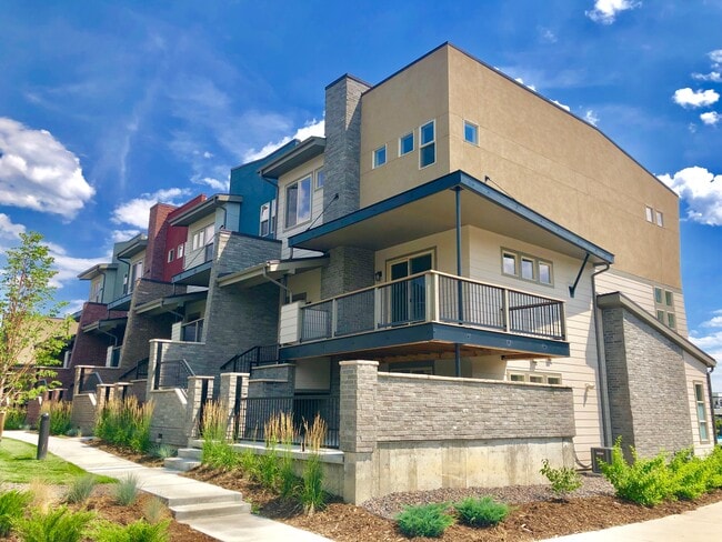 Photo - 1007 Leonard Ln