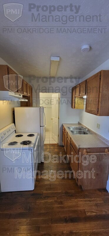24B N Mulberry St