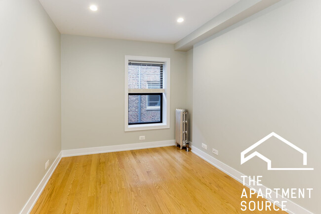 Photo - 516 W Cornelia Ave Unit 110