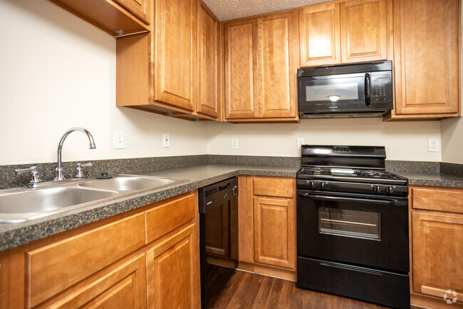 Interior Photo - Carriage Lane Rental