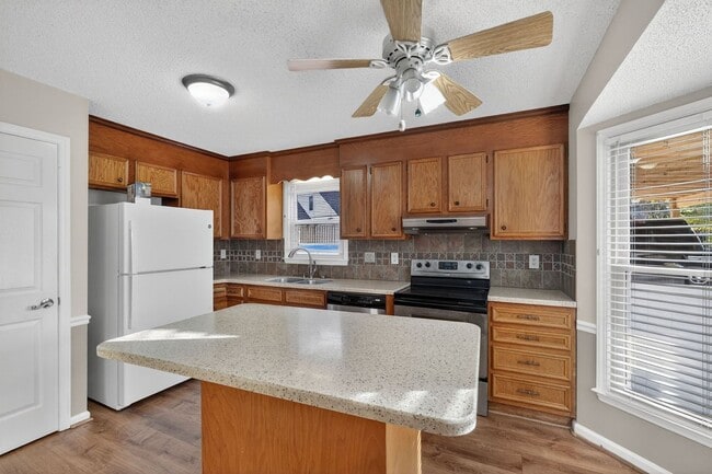 Photo - 1186 Stixfield Ct