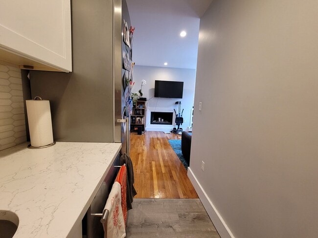 Photo - 431 Marlborough St Unidad 6