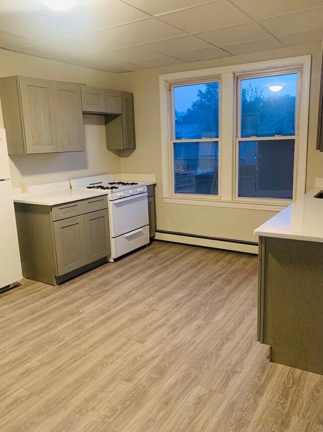 Photo - 379 N 10th St Unidad 3