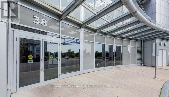 Photo - 38 Lee Centre Dr Unit 3212