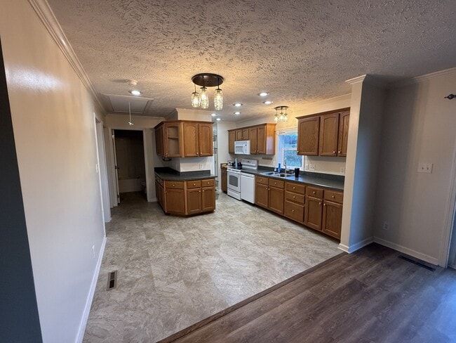 Photo - 1114 Templeton Mill Rd