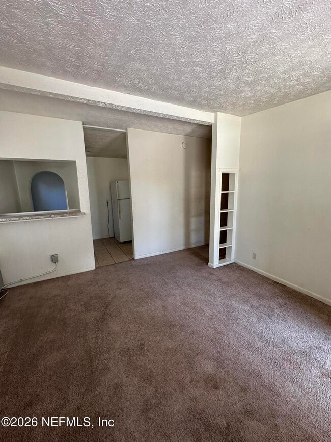 Photo - 342 Linden Ln