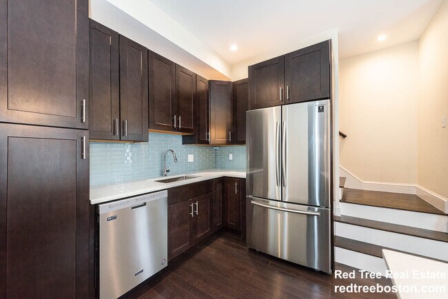 Photo - 5 Malvern Ter