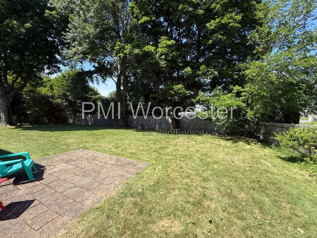 Photo - 122 Crescent St