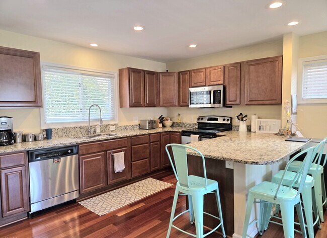 Photo - 108 N Gladden St