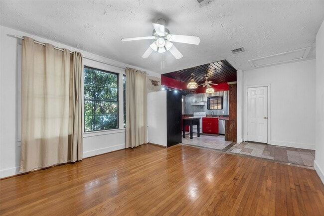 Photo - 5419 Gulfton St Unit G