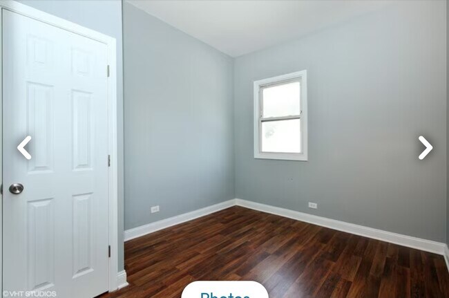 Building Photo - 9011 S Brandon Ave Unit 3 Rental