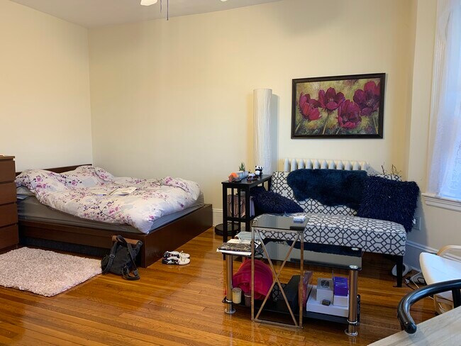 Photo - 1318 Commonwealth Ave