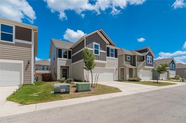 Photo - 15607 Ellinger Dr