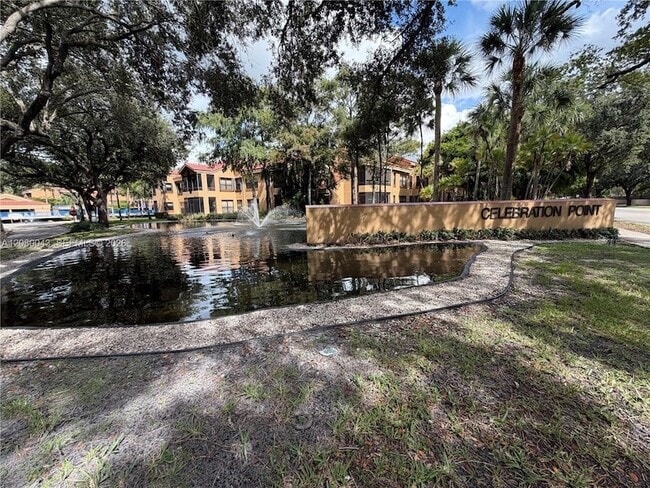 Building Photo - 15535 Miami Lakeway N Unit 107